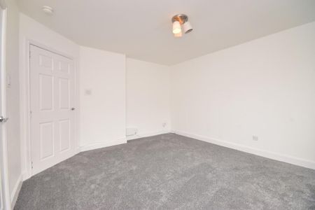 2 Bed Flat, Quarryknowe Street, G31 - Photo 4