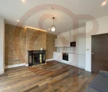 3 bedroom flat to rent - Photo 2