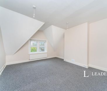 3 bedroom flat to rent - Photo 1