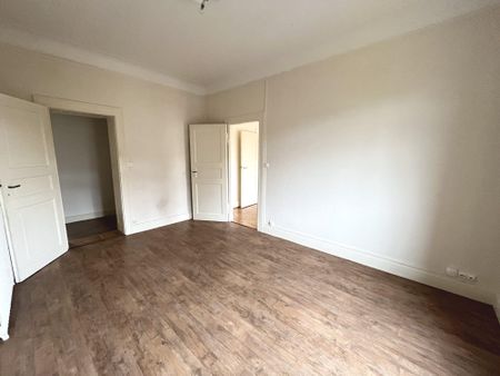 Un appartement 5 pièces avec balcon Strasbourg /Av. Forêt Noire - Photo 4