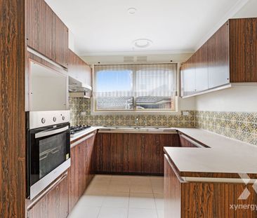 Spacious Two-Bedroom Gem in Prime Box Hill Location! - Photo 1