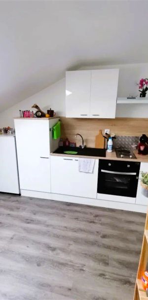 Location appartement 2 pièces - 32.1m² à Saintes (17100) - Photo 1