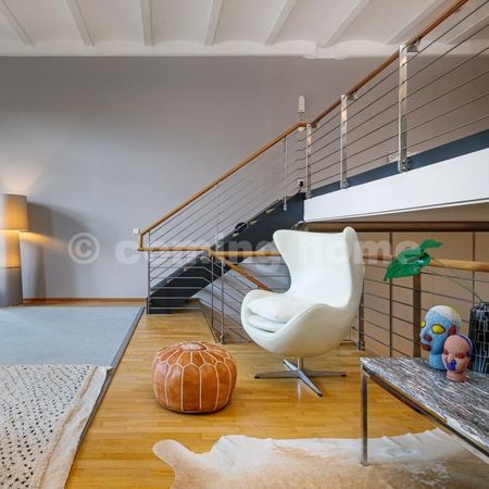 Authentic Industrial-Style home - Photo 2