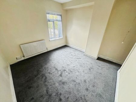 2 bedroom terraced house to rent - Photo 4