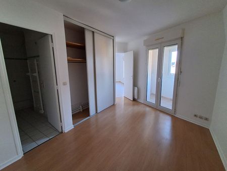 Location Appartement 2 pièces 48m² - Photo 4