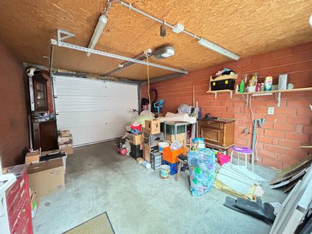 Wervik: Woning met 4 slaapkamers, garage en koer - Photo 2