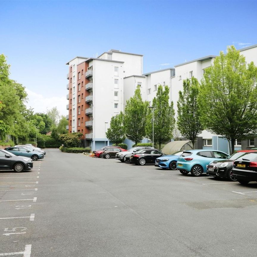 21 Horizon Buildings, 678 Shore Road, BT154HH, Belfast - Photo 1
