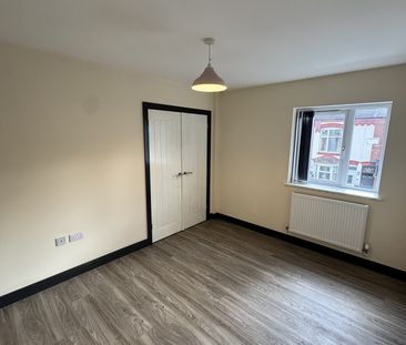 1 Bed Flat, Burgess Road, LE2 - Photo 2