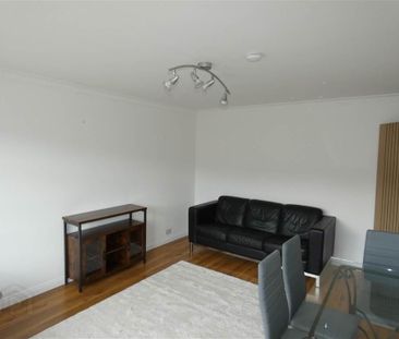 36b Dundonald Heights, Dundonald, Belfast, BT16 1XL - Photo 1