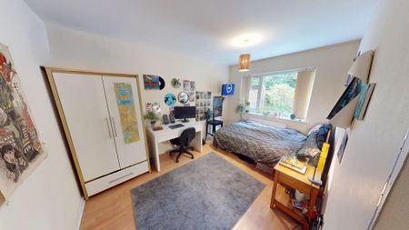 4 bedroom terraced house to rent - Photo 2