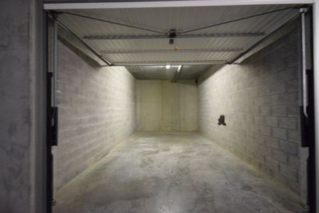 APPARTEMENT MET RUIM TERRAS EN GARAGE - Photo 5