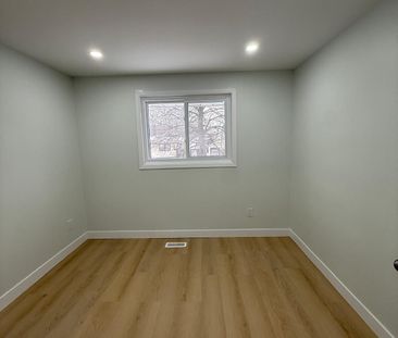 For Lease - 21 Vincent Crescent, London South, Ontario - Photo 5