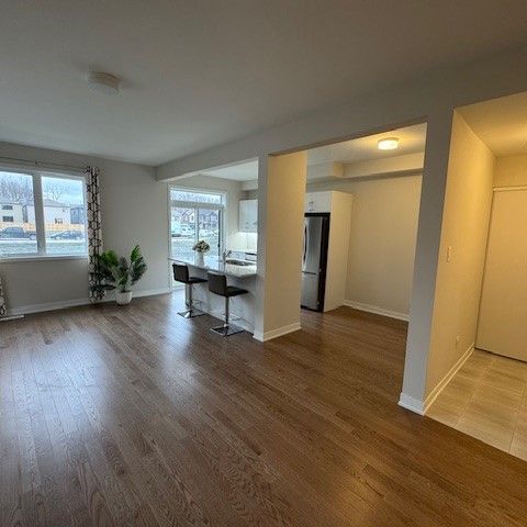 For Lease - 521 Galanthus Walk, Kanata, Ontario - Photo 1