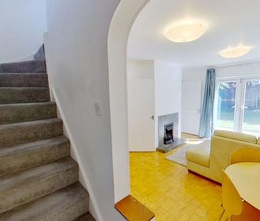 4 bedroom semi-detached house to rent - Photo 3