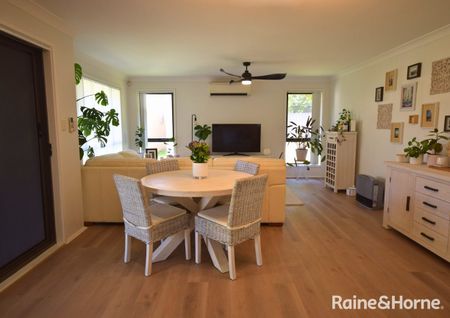 Spacious Family Home in Worrigee - Photo 3