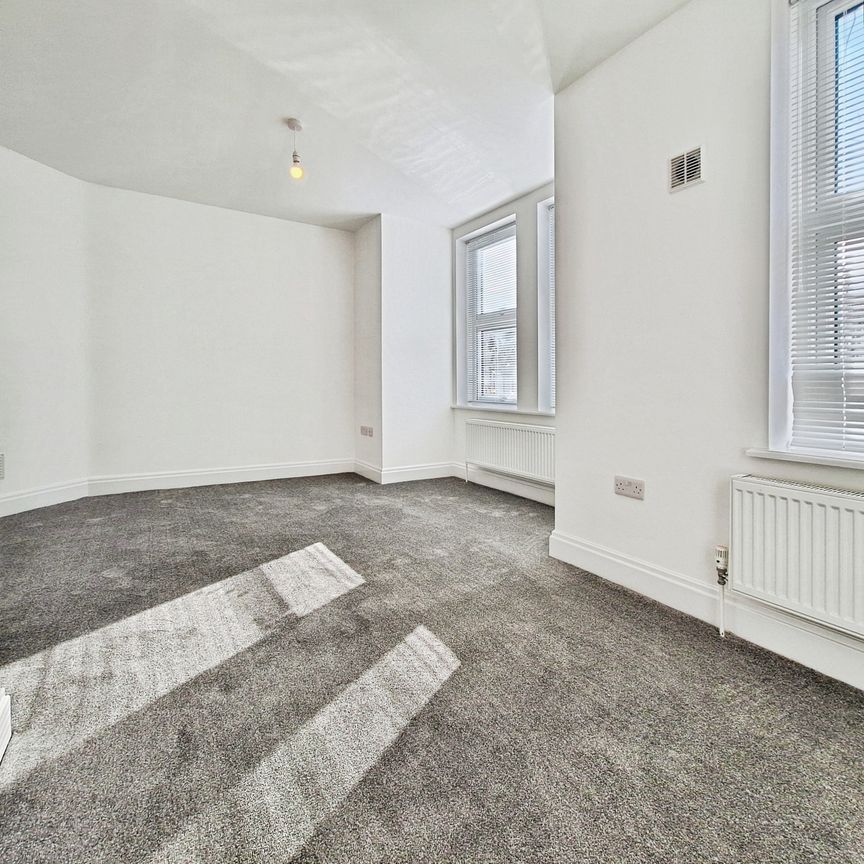 Parkfield Road, South Harrow, HA2 8LA - Photo 1