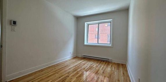 2 CH - 1 SDB - Montréal - $1,400 /mo - Photo 2