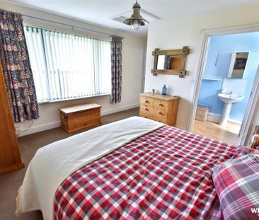 3 bedroom detached house to rent - Photo 6