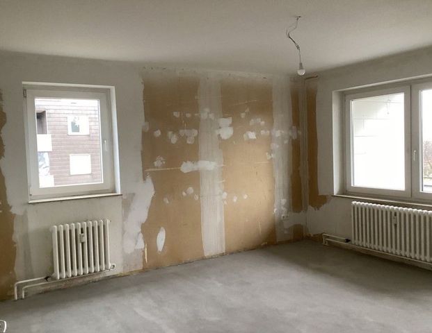 Umzug gefällig? Geräumige 3-Zi.-Wohnung mit Balkon (WBS) - Foto 1