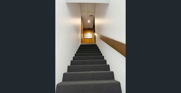 Professional Office Suite - For Lease - Photo 1