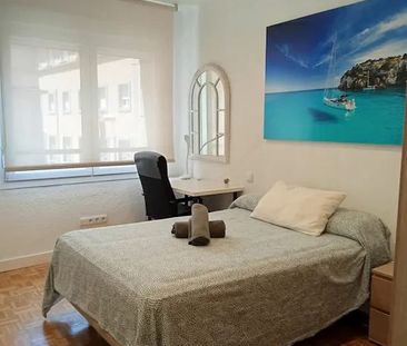 Calle de Tutor, Madrid, Community of Madrid 28008 - Photo 3