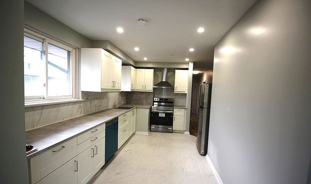For Lease - 28 Reno Drive Unit# Main, Toronto, Ontario - Photo 1