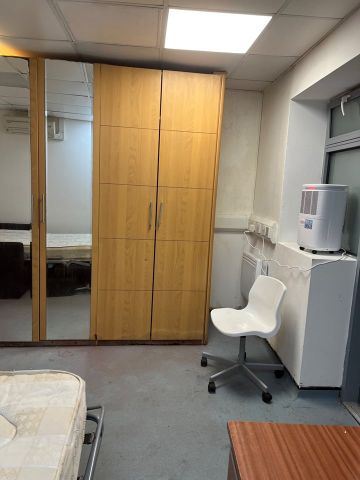 1 Bed Flat, Bowes Road, N13 - Photo 4