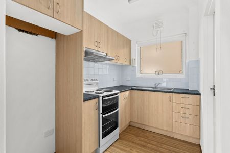 First-Floor Beachside Apartment with Style and Convenience - Photo 3