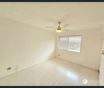 Charming One Bedroom Unit in Prime Mount Gravatt Location - Photo 4