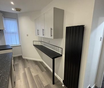 1 Bed Flat, Kremlin Drive, L13 - Photo 1