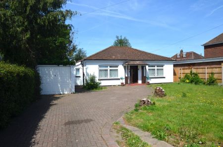 3 bedroom Detached bungalow to rent - Photo 5