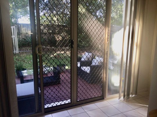 Varsity Lakes - Photo 1