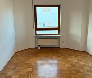 Sonnige, renovierte Drei-Zimmer-Wohnung Nähe Bosch & Hochschule - Photo 4