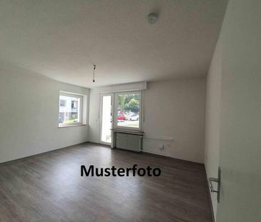 Stop: 3,5-Zimmer-Wohnung in zentraler Lage - Foto 1