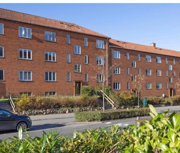 Ulrikkenborg Allé - Photo 1