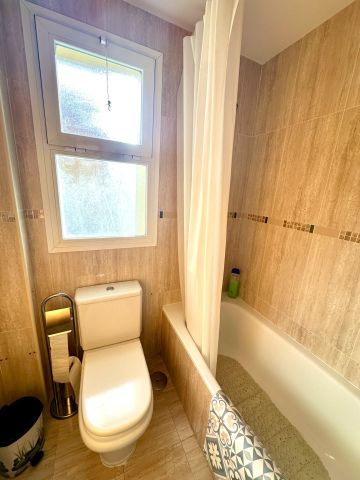 Piso de alquiler en Ntro Padre Jesus Cautivo, Playa de los Boliches - Photo 3