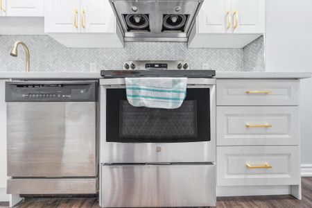 For Lease - 92 Hummingbird Drive Unit# (Lower), Toronto, Ontario - Photo 2