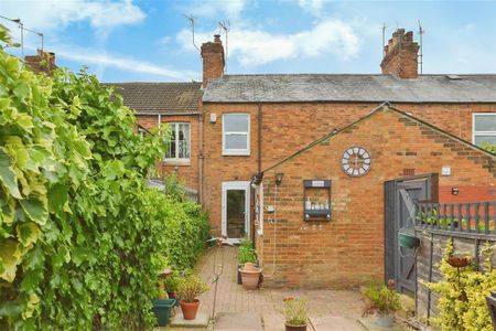 Greenfield Road, Newport Pagnell - Photo 3