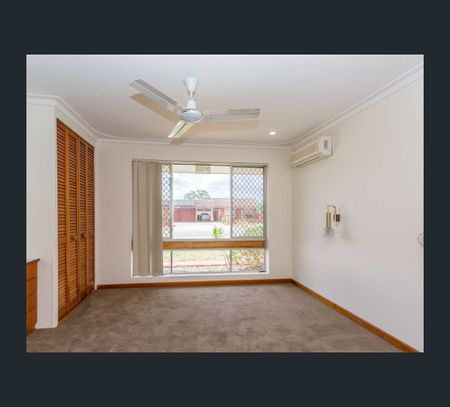 29 Slee Ave., Kelmscott, WA 6111 - Photo 2