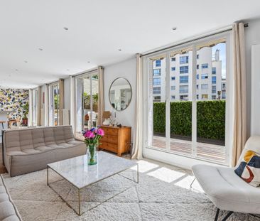 Location Appartement 4 pièces Meublé PARIS 15ème - Photo 2