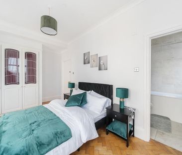 Room in a Shared Flat, High Street, CR0 - Photo 1
