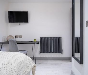 6 bedroom house to rent - Photo 3