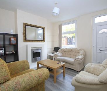 2 bedroom house share to rent - Photo 1