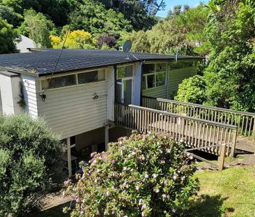 Sunny fully furnished 4 beroom home in Mornington - Photo 5