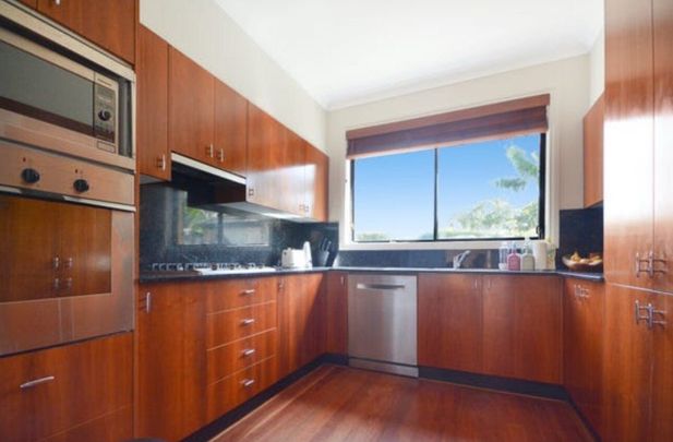 Bondi Beach - Photo 1