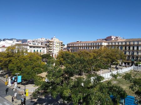Alquiler de piso en Plaza María Guerrero - Foto 2