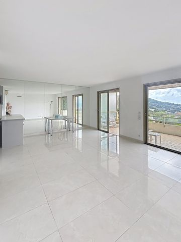 Location Appartement 3 pièces 76m² LE CANNET 06110 - Photo 2