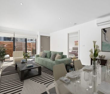 Modern Living with a Courtyard Lifestyle - Photo 2