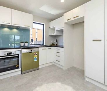 2 bedroom townhouse fore rent in Takanini! - Photo 5