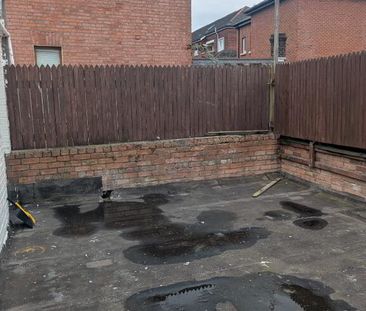 7 Ponsonby Avenue, Belfast, BT15 2LS - Photo 6